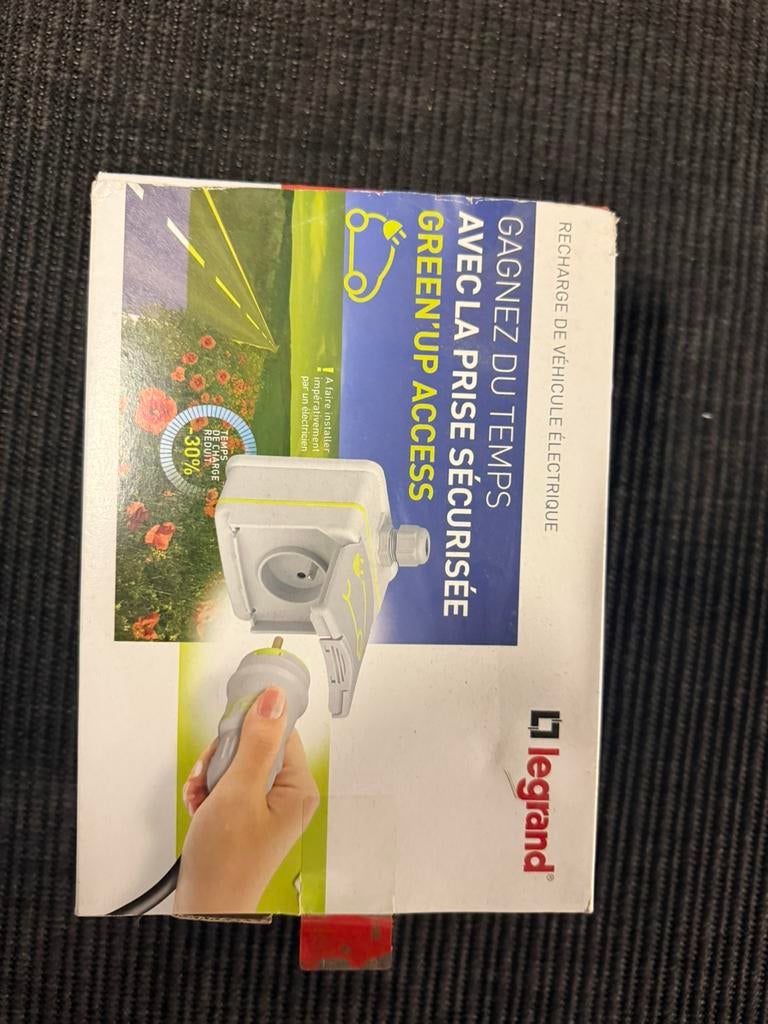 Prise renforcee recharge voiture velo, Audio, Tv en Foto, Fotografie | Fotopapier, Ophalen, Zo goed als nieuw