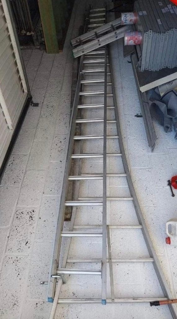 Double échelle, Bricolage & Construction, Enlèvement, Utilisé, Échelle, 4 mètres ou plus