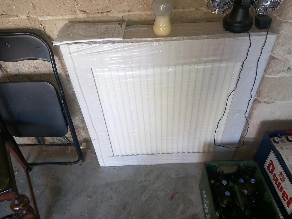 Radiator superia central 900x900x33, Ophalen, Radiator