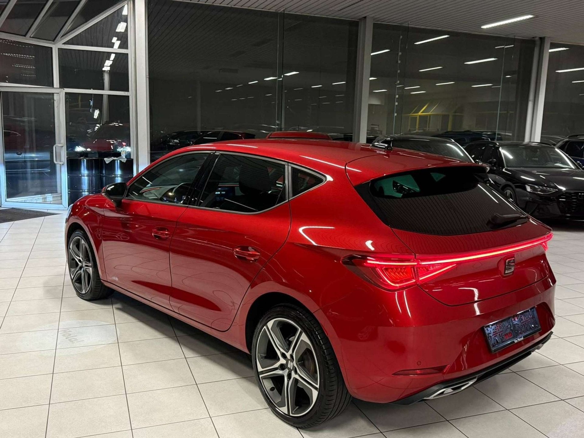 Seat Leon FR E-Hybrid150 1.4 Essence/Hybride 204ch Euro 6d-I, Auto's, Gebruikt, Euro 6, https://public.car-pass.be/vhr/c8361047-2024-4526-8587-7ca0fb726384