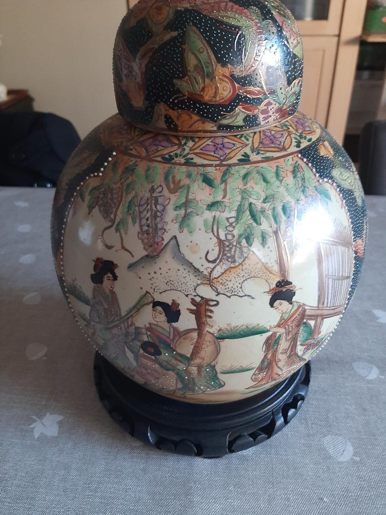 Prachtige handbeschilderde Chinese dekselvaas, Antiek en Kunst, Ophalen