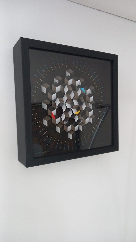 Klok Clever clocks, Huis en Inrichting, Woonaccessoires | Klokken, Ophalen
