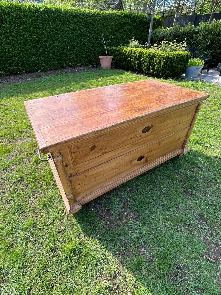 Coffre vintage, Maison & Meubles, Armoires | Commodes, Comme neuf, Moins de 100 cm, 100 à 150 cm, 75 cm ou plus, Pin, 1 ou 2 tiroirs