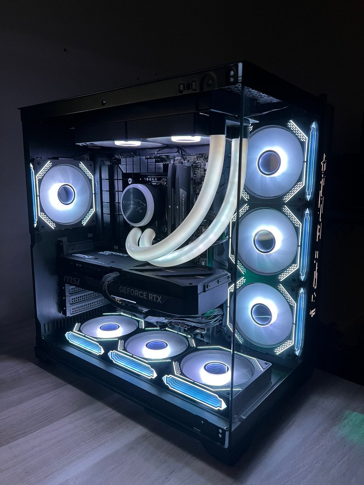 Gaming PC , rtx 5070ti, Ophalen