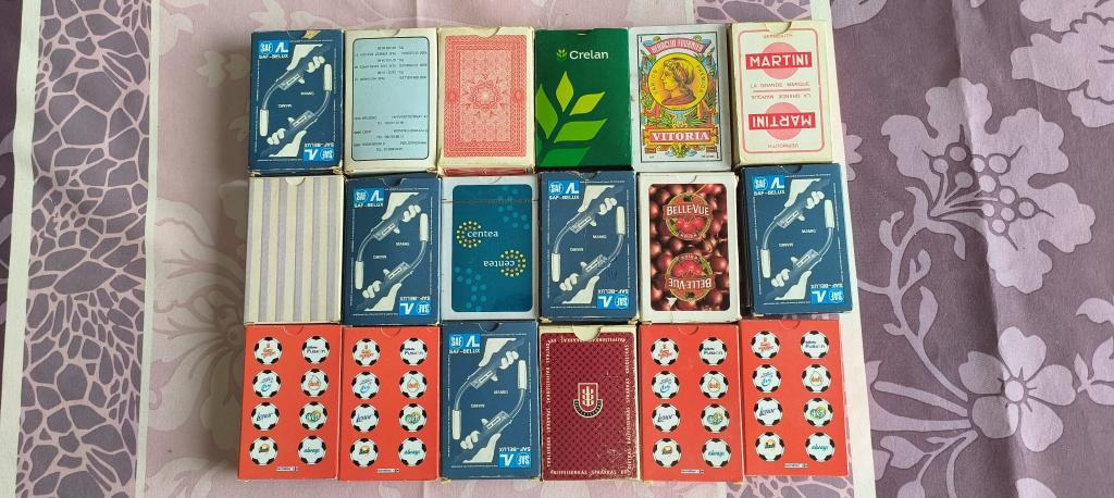 Set van 18 boeken speelkaarten (nieuwe & oude), Verzamelen, Speelkaarten, Jokers en Kwartetten, Ophalen of Verzenden, Nieuw, Speelkaart(en)