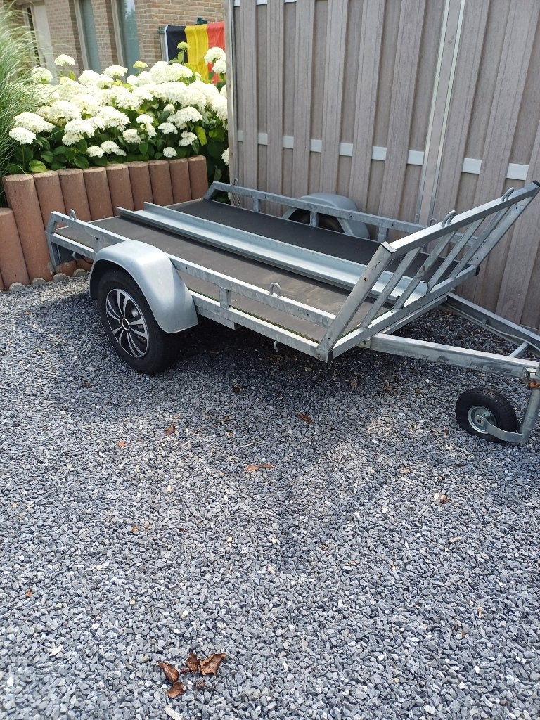 Aanhangwagen, Ophalen, Gebruikt