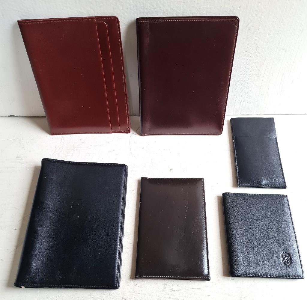 6 vintage lederen etuis o.a. Fontaine, Esquire etc., Diversen, Agenda's, Ophalen of Verzenden, Gebruikt