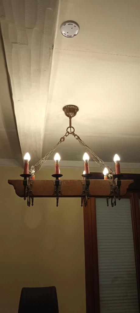 Lustre ancien, Enlèvement, Utilisé, Bois