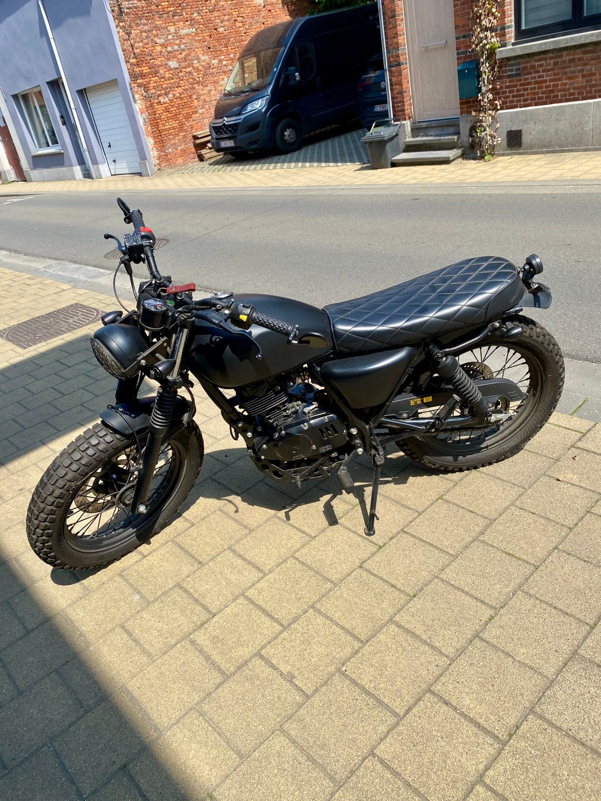 Mutt Fat Sabbath 125cc, Particulier, 125 cc, 11 kW of minder, Handgeschakeld