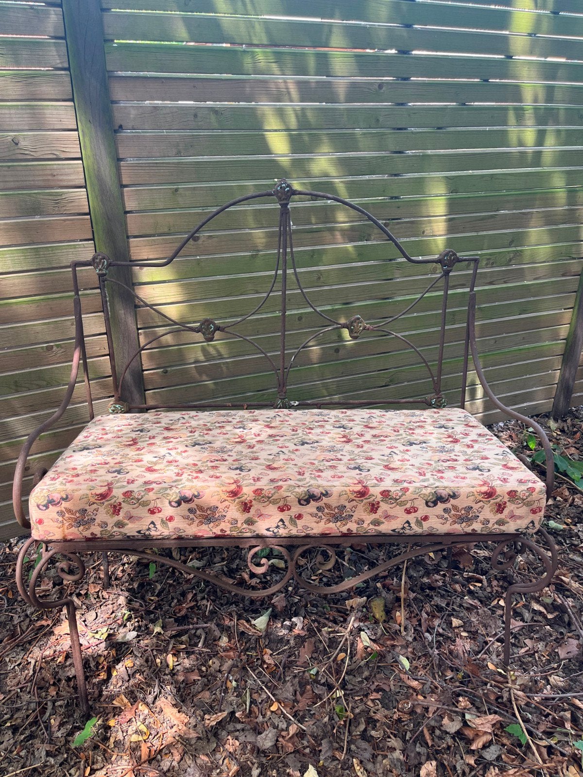 Brocante tuinbankje, Ophalen