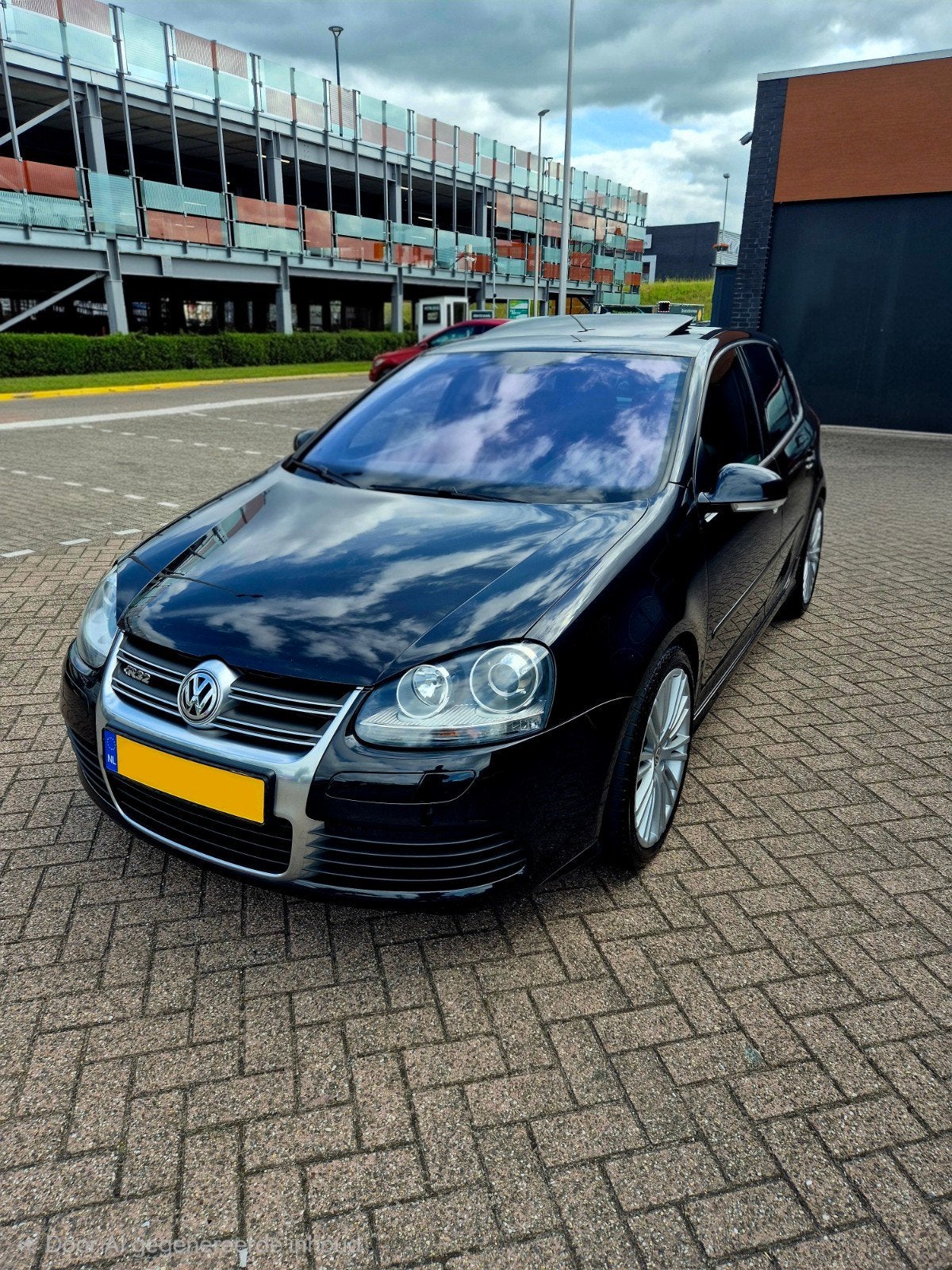 Volkswagen Golf R32 4Motion DSG Pano Bomvol, Autos, Volkswagen, 185 kW, Achat, Carnet d'entretien, 6 cylindres