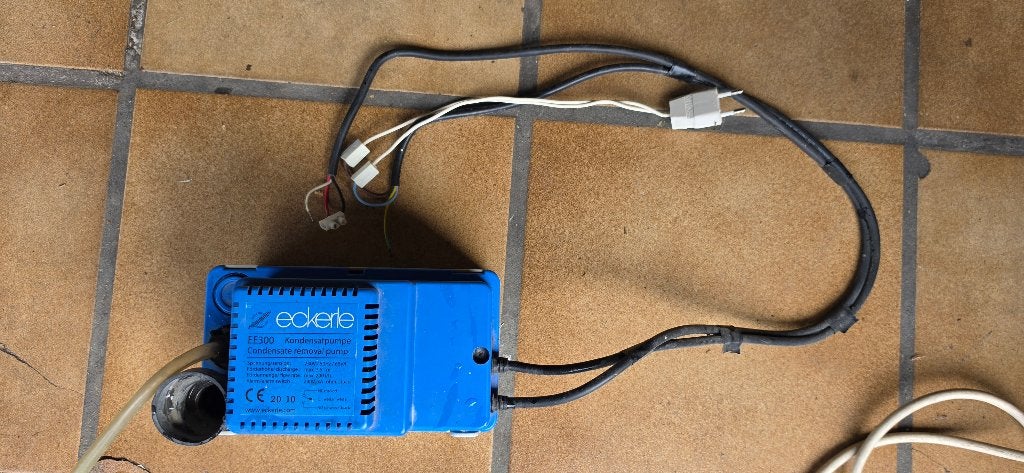 Eckerle EE300 condenspomp / condenswaterpomp, Ophalen, Gebruikt