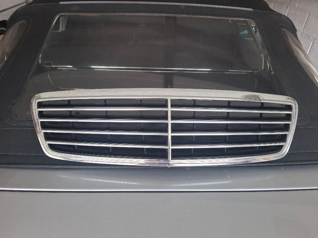 Calandre Mercedes Classe C W203, Mercedes-Benz, Enlèvement, Utilisé, Capot moteur