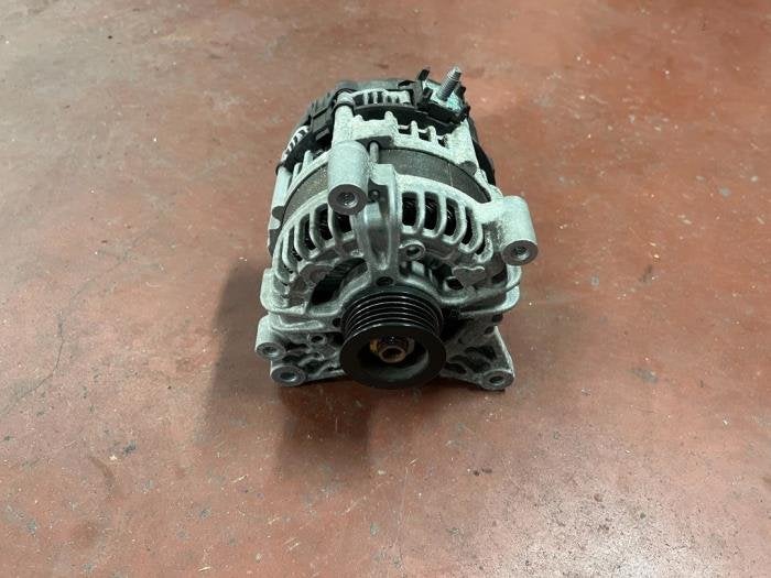 Dynamo d'un Mercedes A-Klasse, -, 3 mois de garantie, Utilisé, -