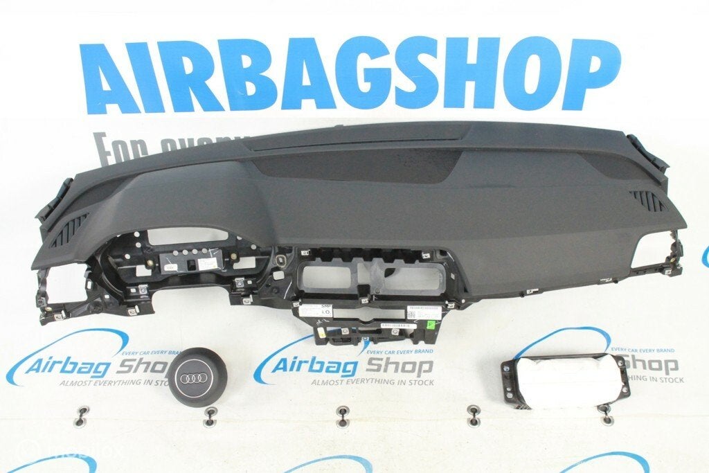 Airbag set - Dashboard 3 spaak zwart Audi Q5 (2018-heden), Gebruikt, Ophalen of Verzenden