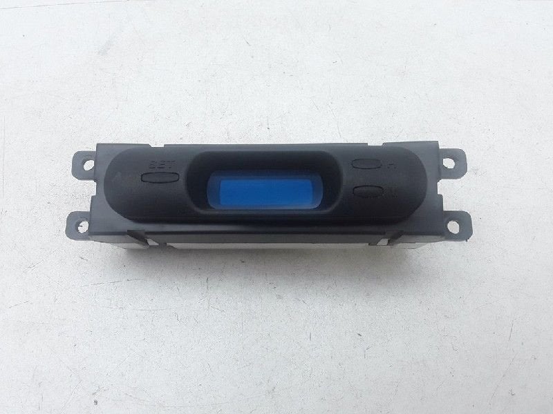 HORLOGE Mitsubishi Colt (CJ) (01-1995/09-2003) (|MR18926|), Utilisé, Mitsubishi