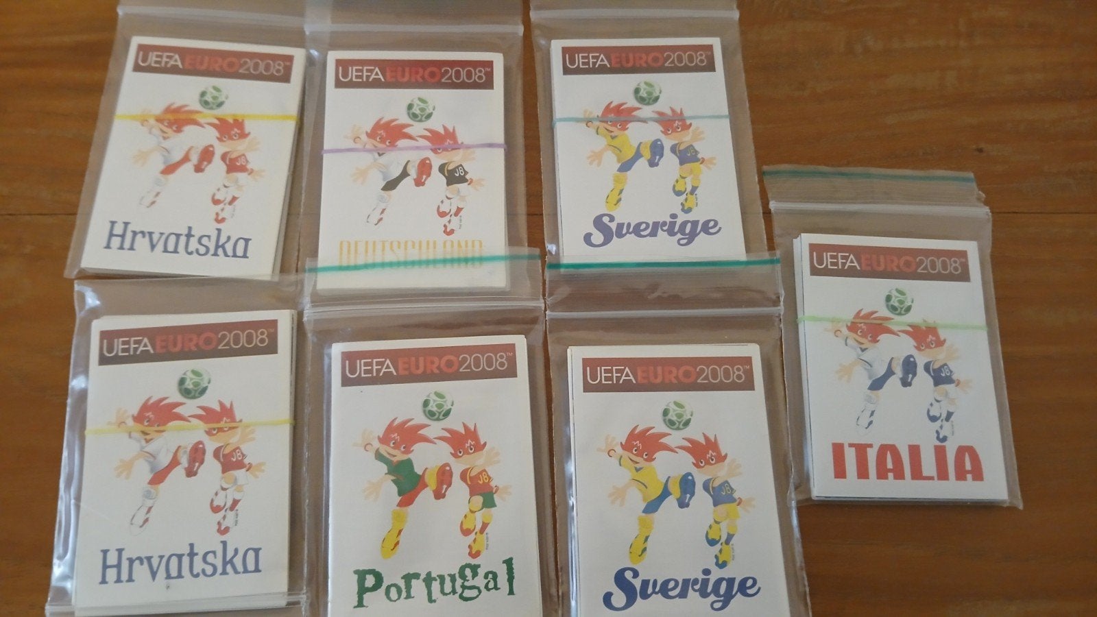 Panini Euro 2008 Team Different Nieuw, Ophalen of Verzenden, Nieuw, Meerdere stickers