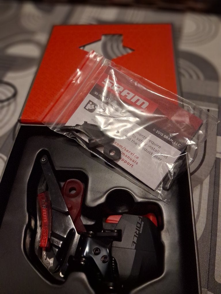 Voorderailleur, Vélos & Vélomoteurs, Vélos Pièces, Enlèvement, Comme neuf, Dérailleur ou Chaîne, Carbone