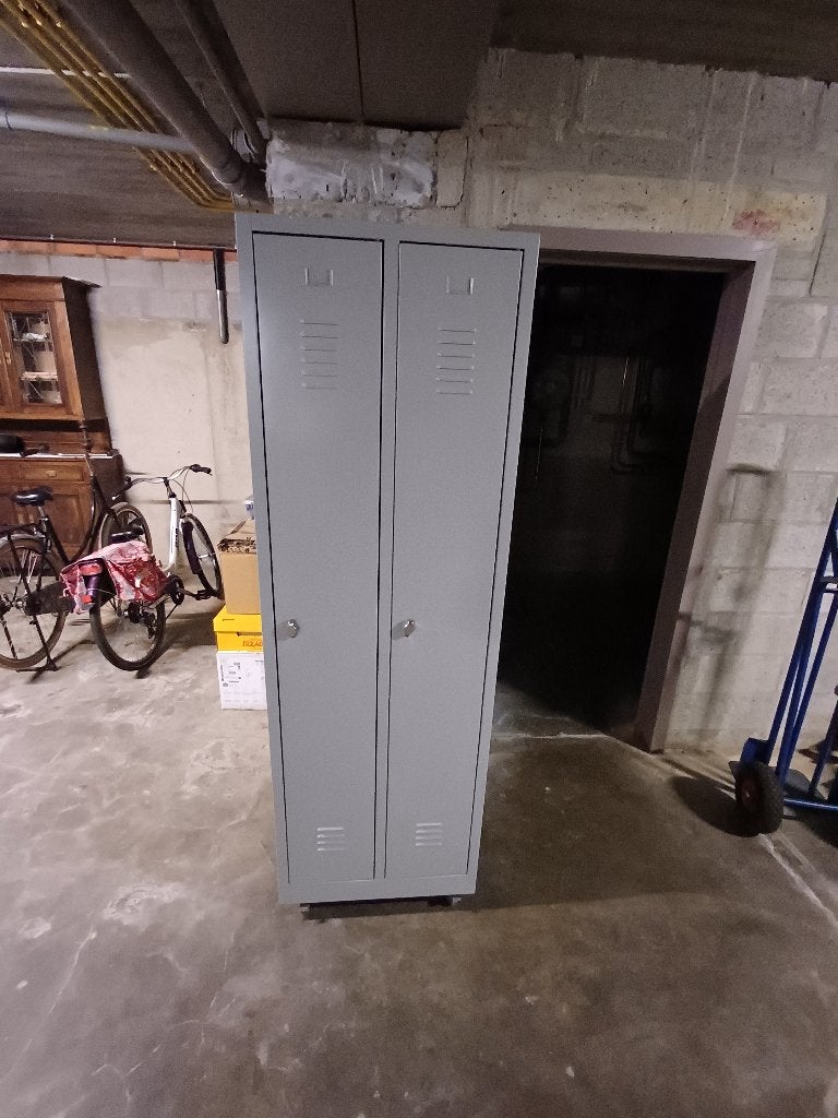 Ijzeren kast, Enlèvement, Comme neuf
