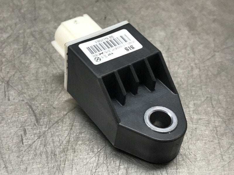 CAPTEUR AIRBAG Hyundai i40 CW (VFC) (|959200U000|), Utilisé, Hyundai
