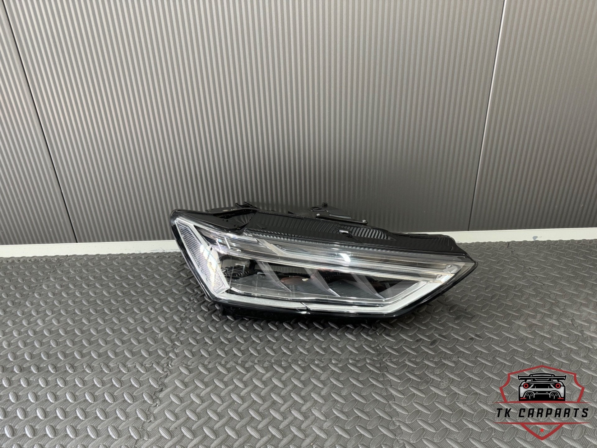 Audi a7/s7/rs7 4k phare full led 4k8941034c droit, AUDI AG, Auto-Union-Strasse 1
85045  Ingolstadt, DE, Audi, Utilisé
