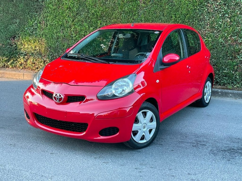 Toyota Aygo 2011/1L essence/automatique /92000km, Autos, Rouge, Euro 5, Achat, Entreprise