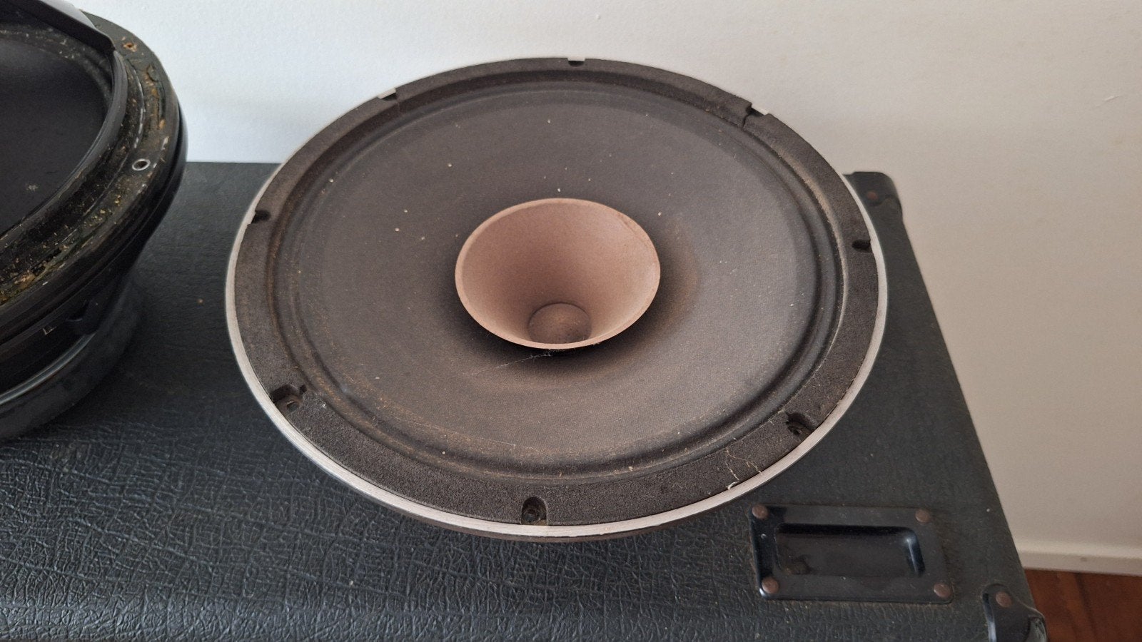 Beyma 12AG100 12inch full range speaker, Ophalen