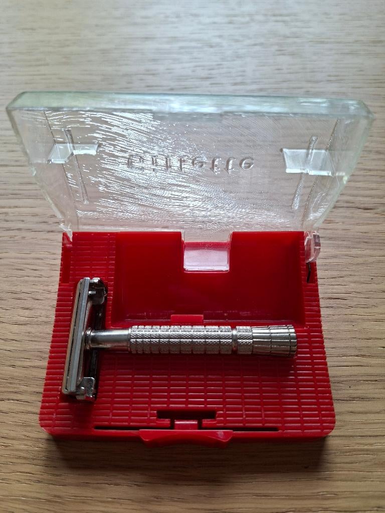 Rasoir de sûreté Gillette Rocket, Enlèvement, Comme neuf, Tout le visage, Soins