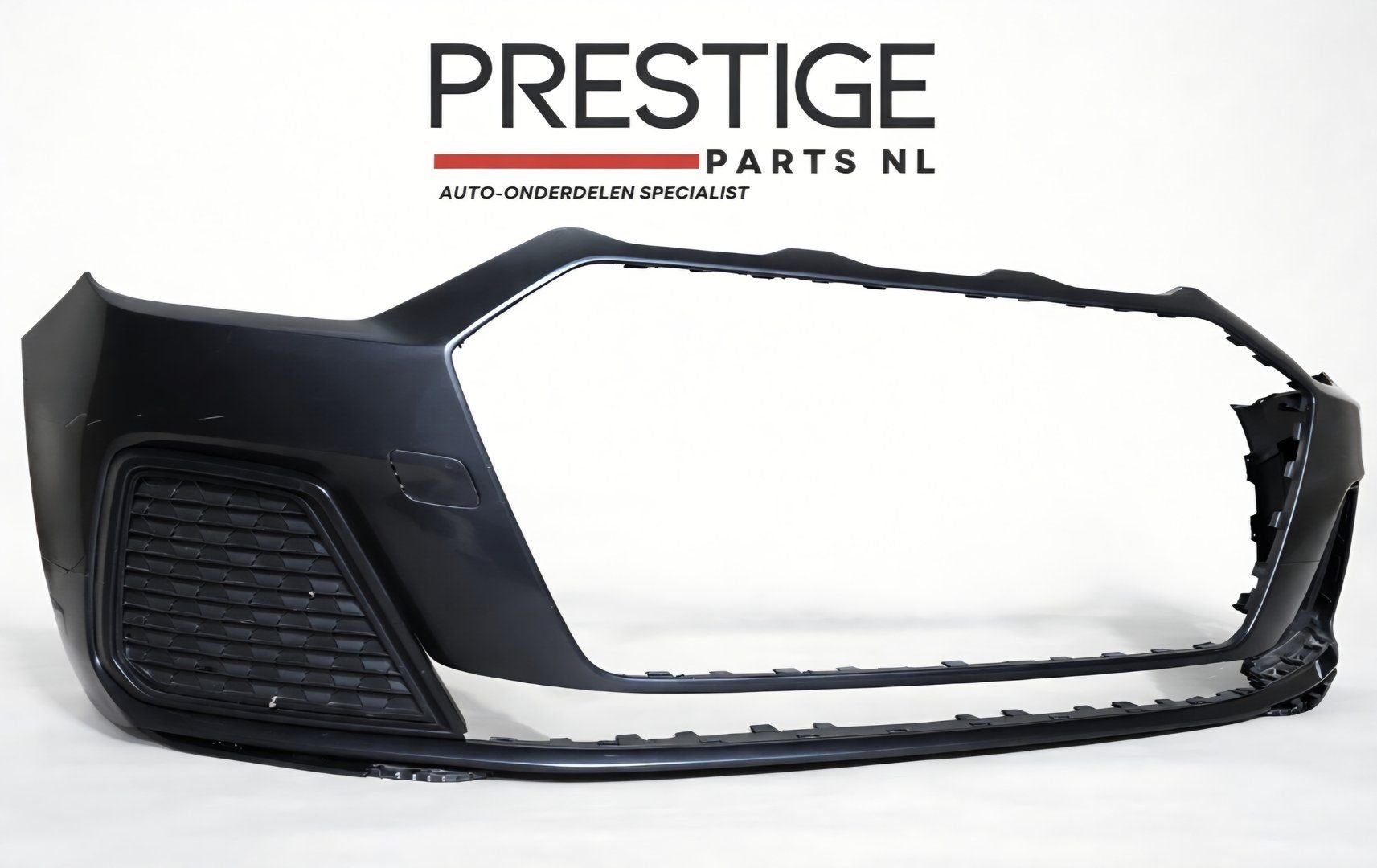 Voorbumper Audi A1 II GB 82A Basis Bumper 82A807437 Orgineel, Gebruikt, -, Voor, Bumper