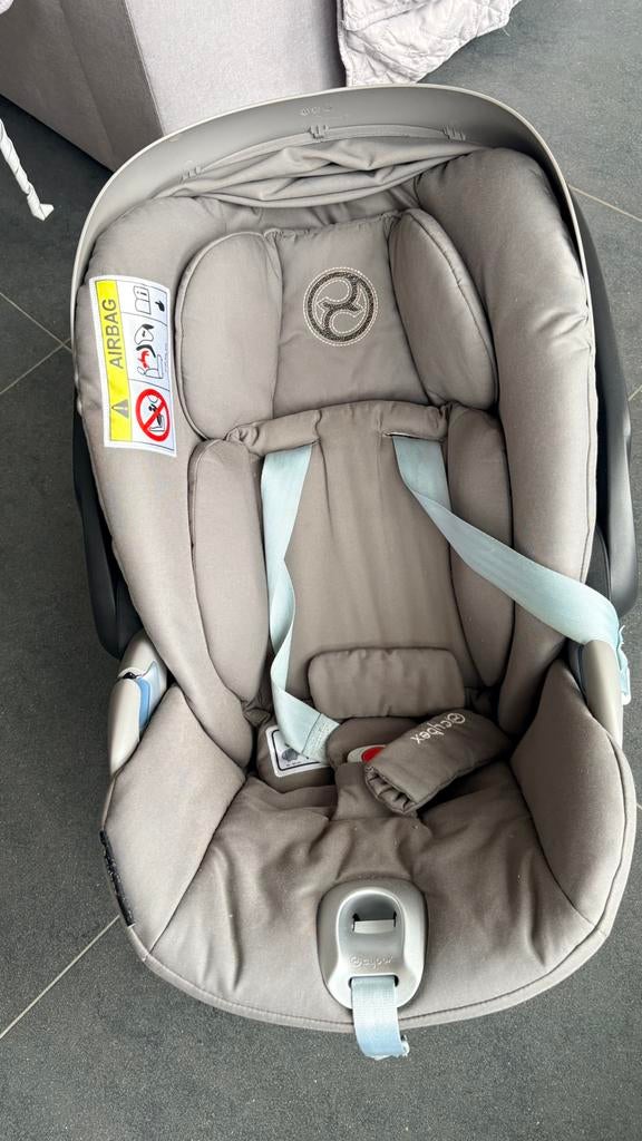 Cosy Cybex, Enfants & Bébés, Sièges auto, Enlèvement ou Envoi, Comme neuf, Autres marques, Isofix