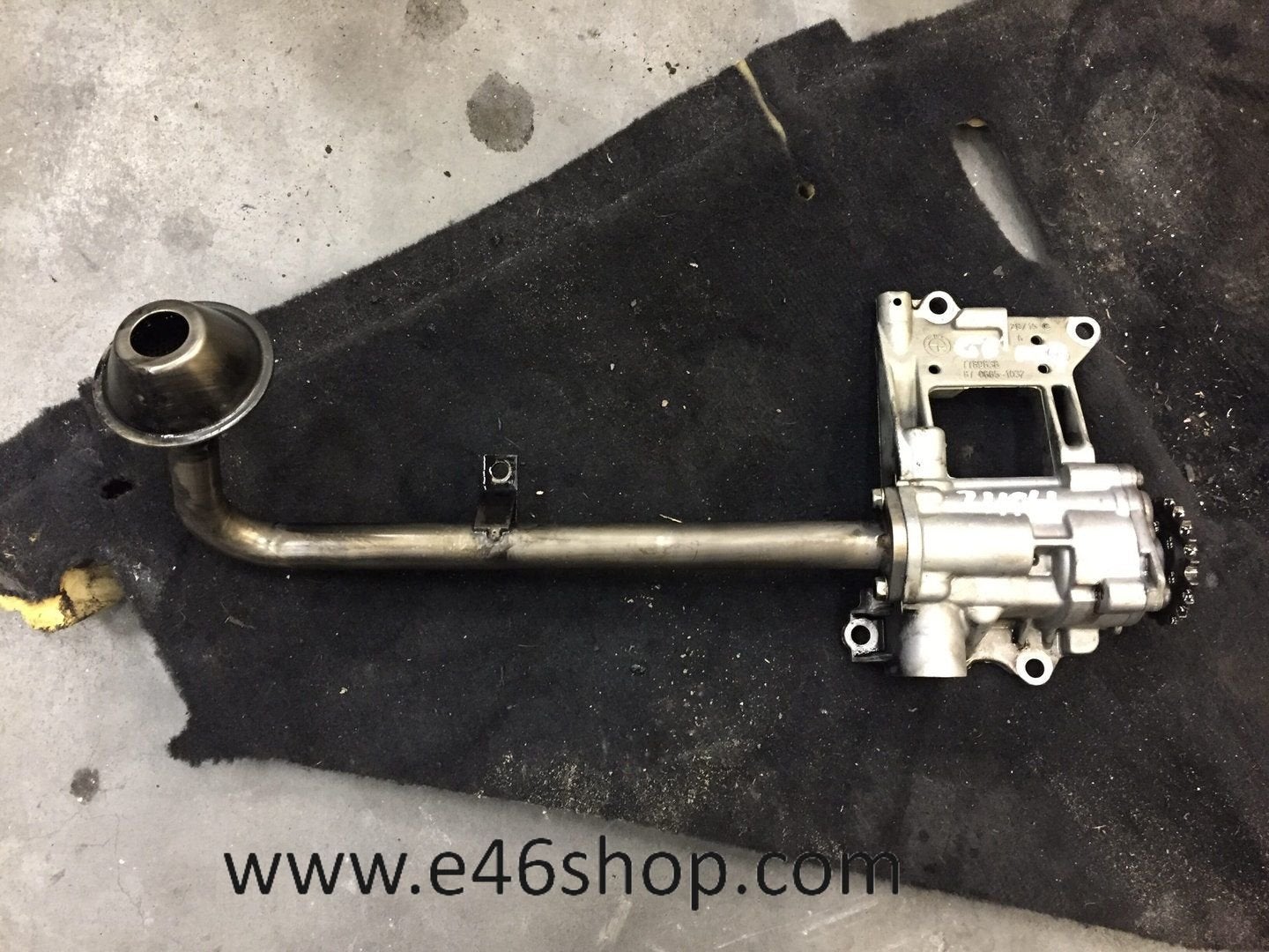 Oliepomp BMW E46 E39 E38 M57 diesel oe 7789838, -, Utilisé, -, Enlèvement ou Envoi
