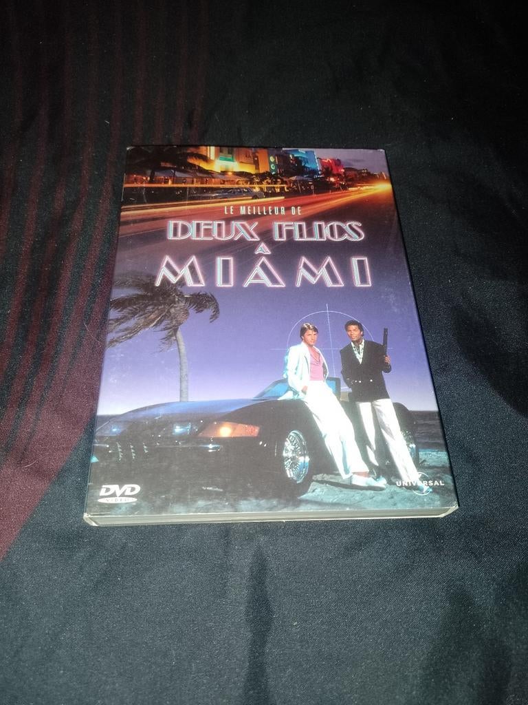 Te koop in een Best of DVD-boxset uit de Miami Vice-serie, Boxset, Ophalen of Verzenden, Zo goed als nieuw, Actie en Avontuur