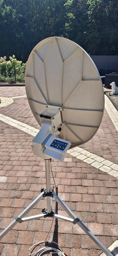 satelietschotel, Audio, Tv en Foto, Ophalen, Zo goed als nieuw, (Schotel)antenne, Overige merken