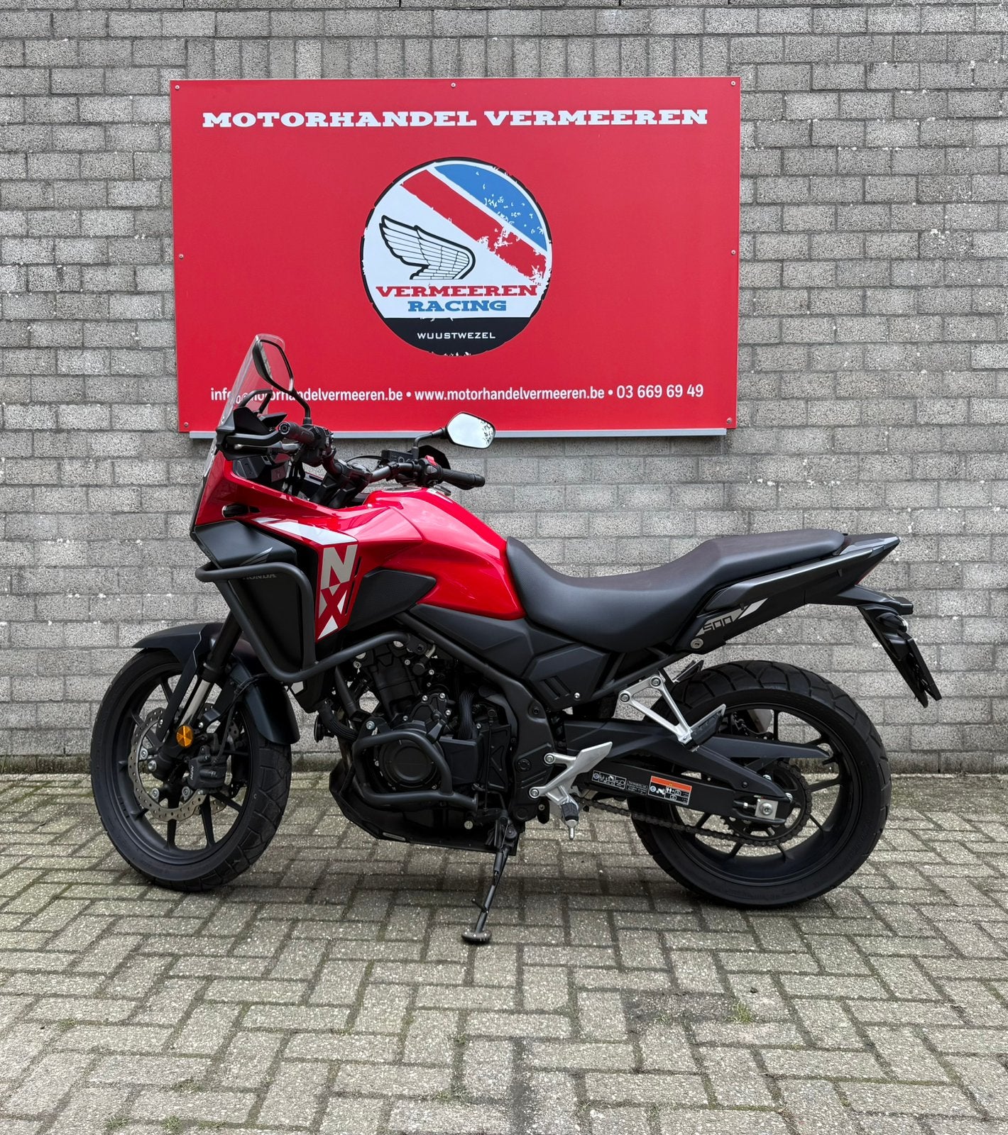 Honda NX500, 2 cilinders, Bedrijf, Toermotor, Minimaal motorrijbewijs A2