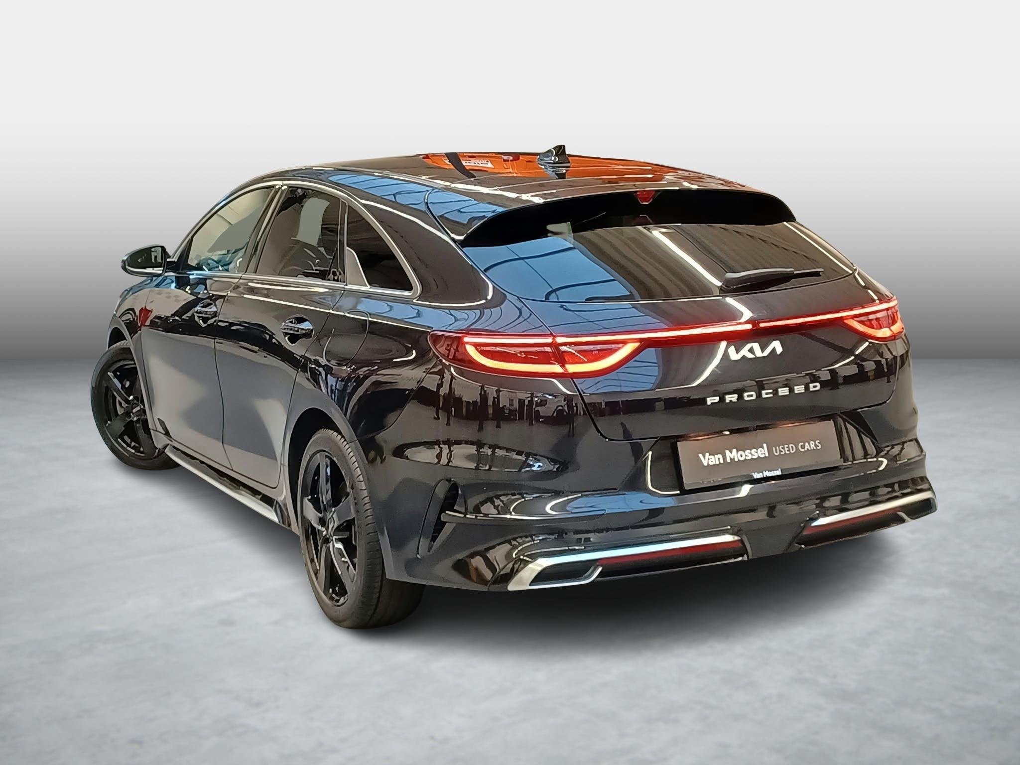 KIA Proceed GT Line 1.5 T-GDI 160pk 7DCT + Winterset op Alu, Auto's, Stof, Gebruikt, Zwart, https://public.car-pass.be/vhr/38b00f3e-6cbb-46cf-ac54-a78ea125f938