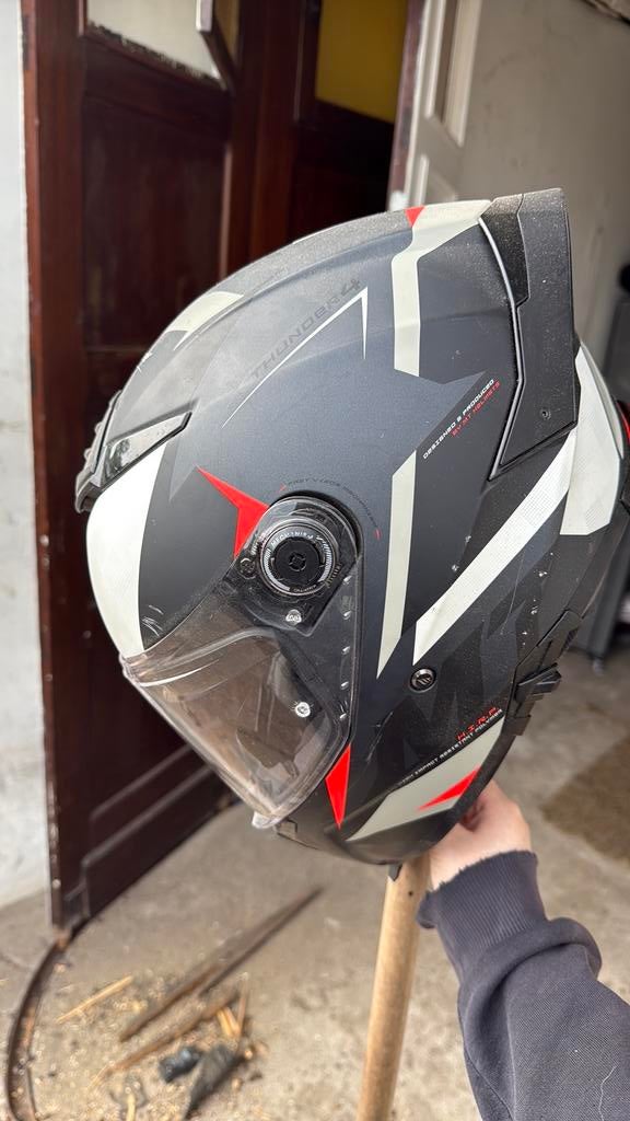 Helm, Ophalen