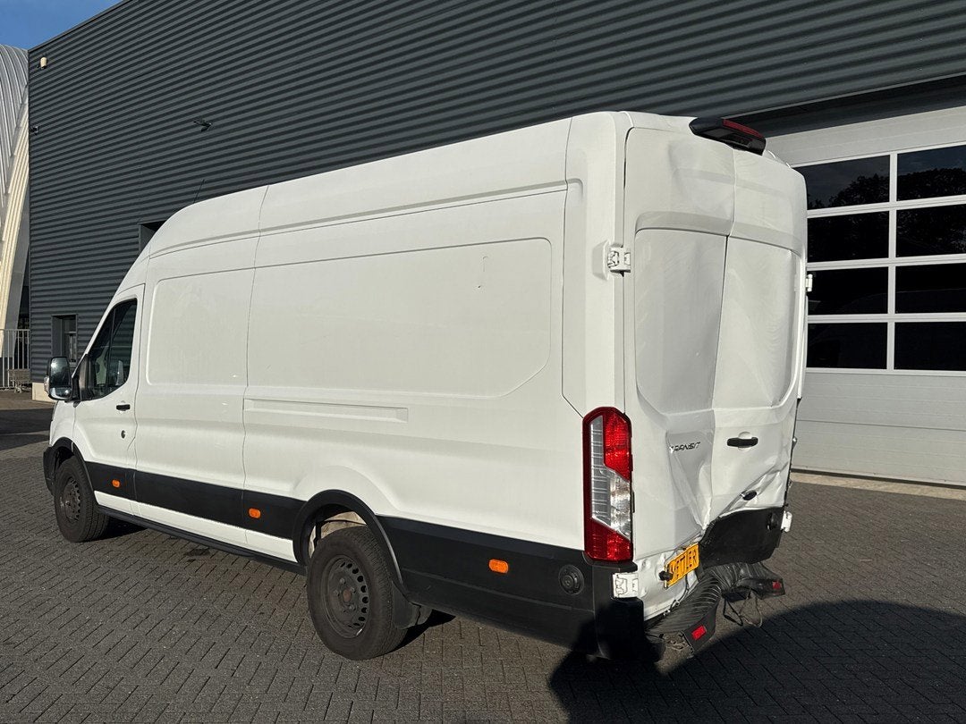 Ford TRANSIT 350 2.0 TDCI L4H3 Trend RWD Automaat|Camera|Air, Auto's, Automaat, Dealer onderhouden, 1995 cc, 4 cilinders