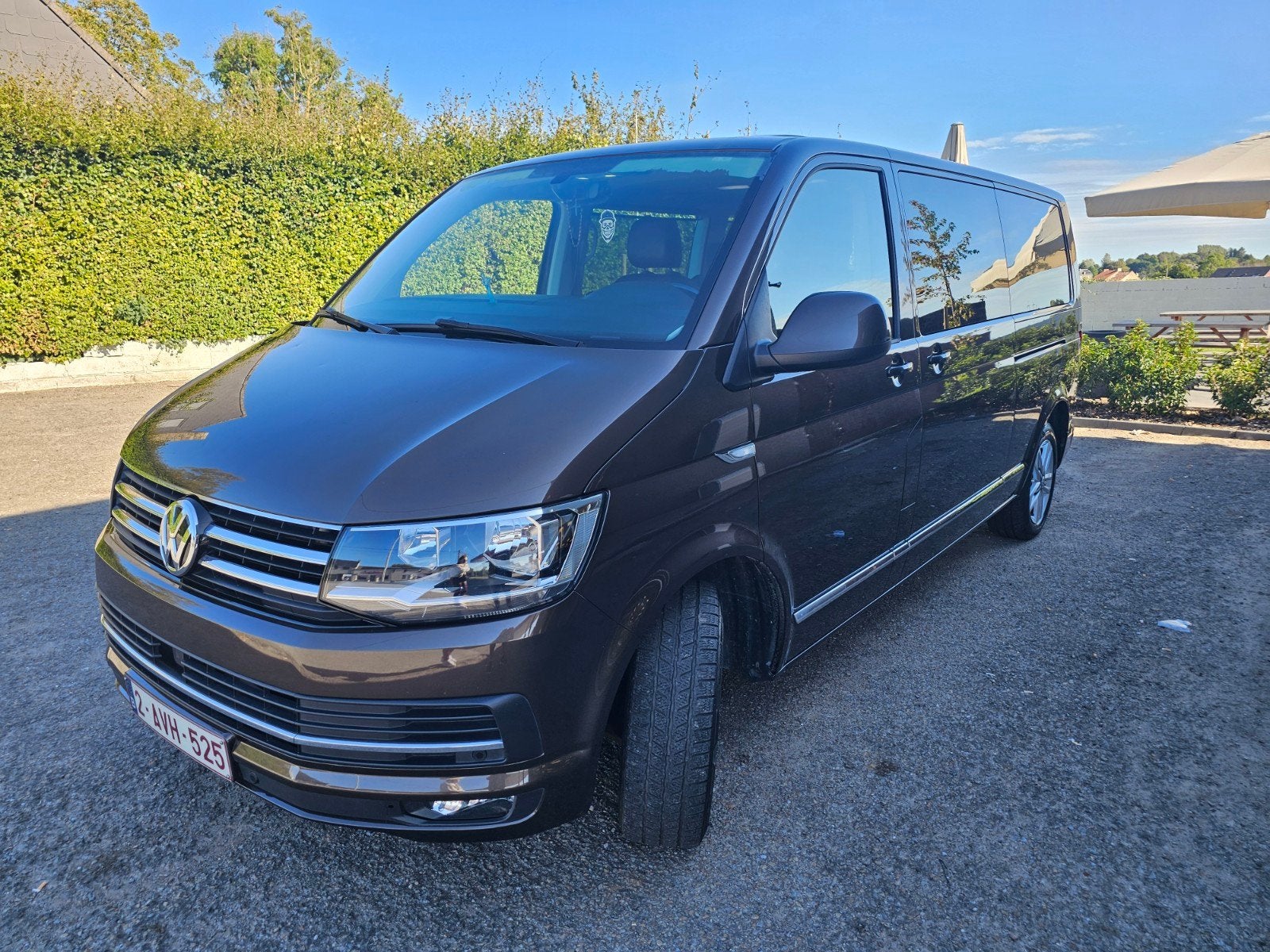 VOLKSWAGEN, Autos, Cuir, 8 places, 2500 kg, Noir