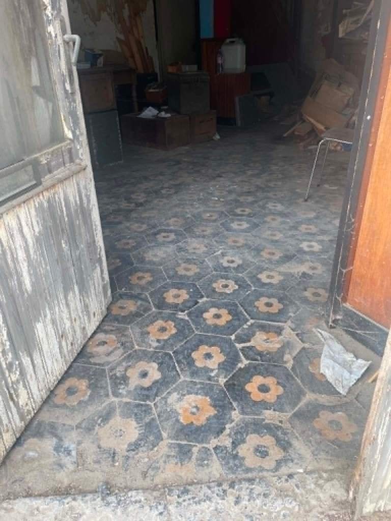 Carreaux de ciment ancien année 1920/1930 A donner Gratuit, Moins de 20 cm, Carrelage de sol, Enlèvement, Utilisé