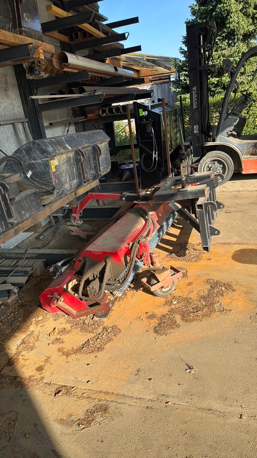 Borstelmachine, Ophalen, Overige, Werkplaats, Gebouw of Erf