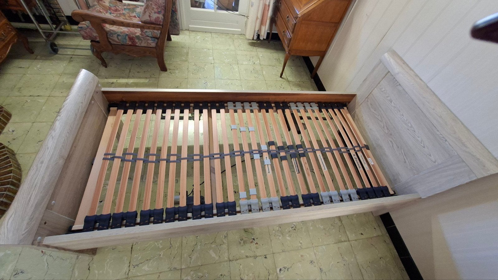 Senioren bed, Ophalen