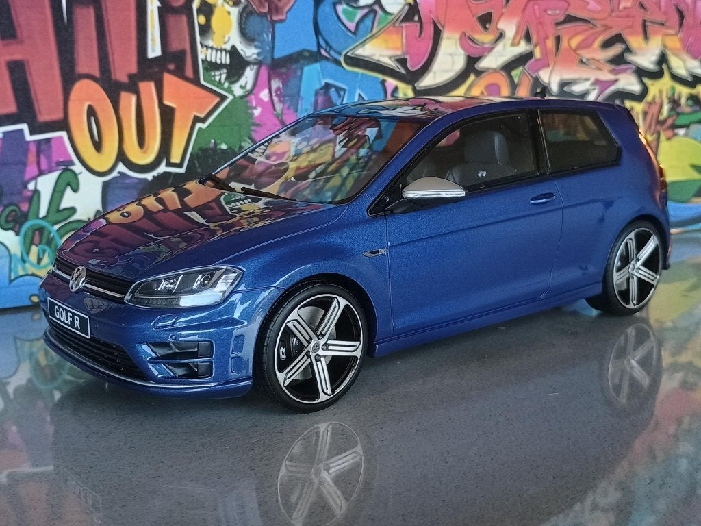 Volkswagen Golf 7R OtMobile 1/18 --COMME NEUVE--, Hobby & Loisirs créatifs, Enlèvement ou Envoi, Comme neuf, Voiture, OttOMobile