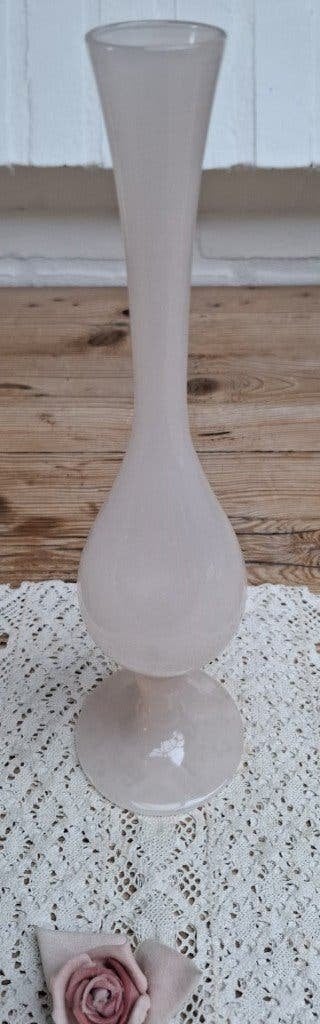 Vintage smalle lichtroze opaline vaas, Ophalen of Verzenden