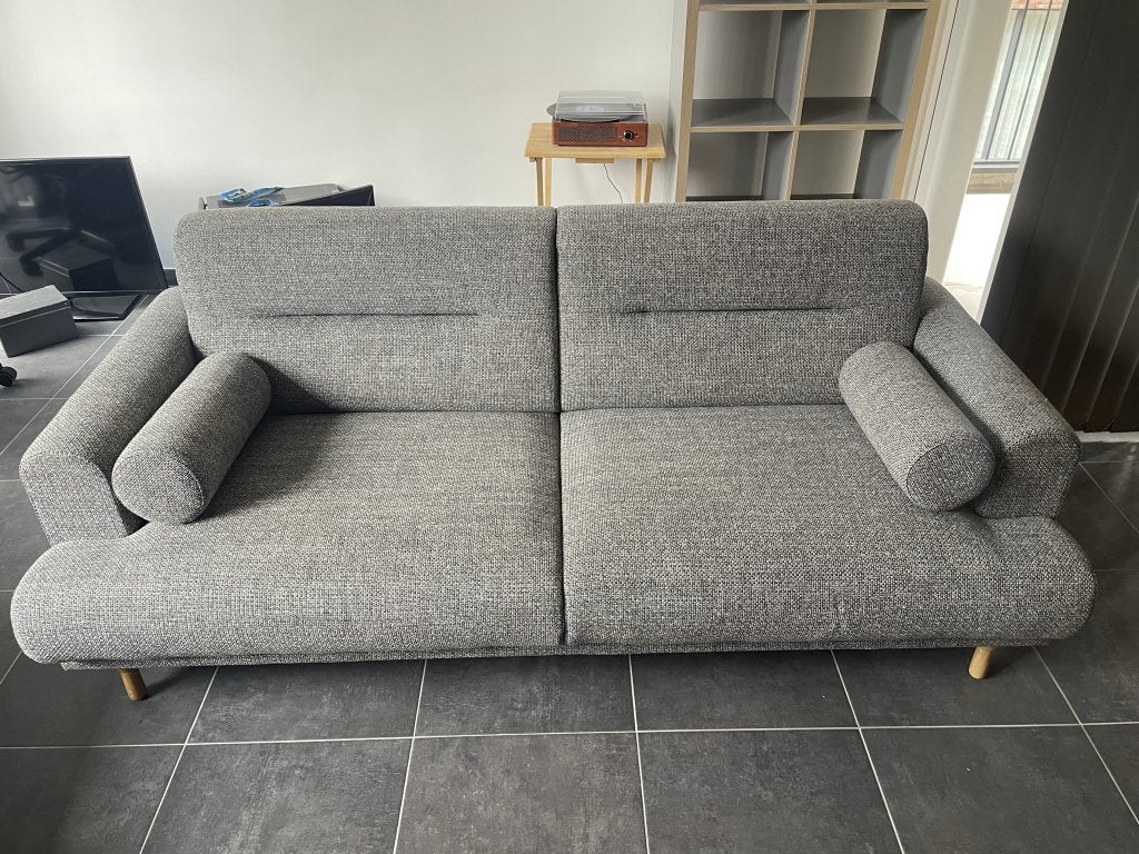 Stijlvolle zetel 2m breed zo goed als nieuw, grijs, Huis en Inrichting, 150 tot 200 cm, Driepersoons, 75 tot 100 cm, Zo goed als nieuw