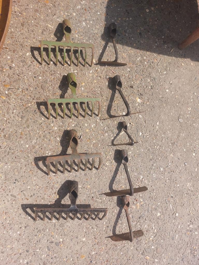 Toutes sortes d'outils de jardinage, Antiquités & Art, Antiquités | Outils & Instruments, Enlèvement