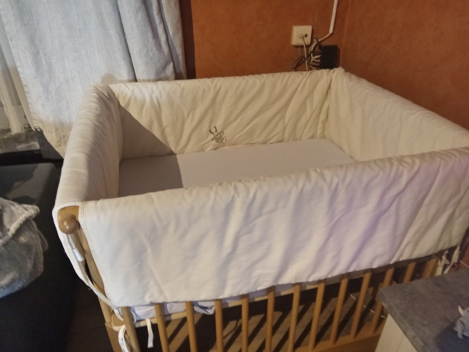 baby park met nieuwe matras en omboording, Kinderen en Baby's, Ophalen, Zo goed als nieuw, Ledikant