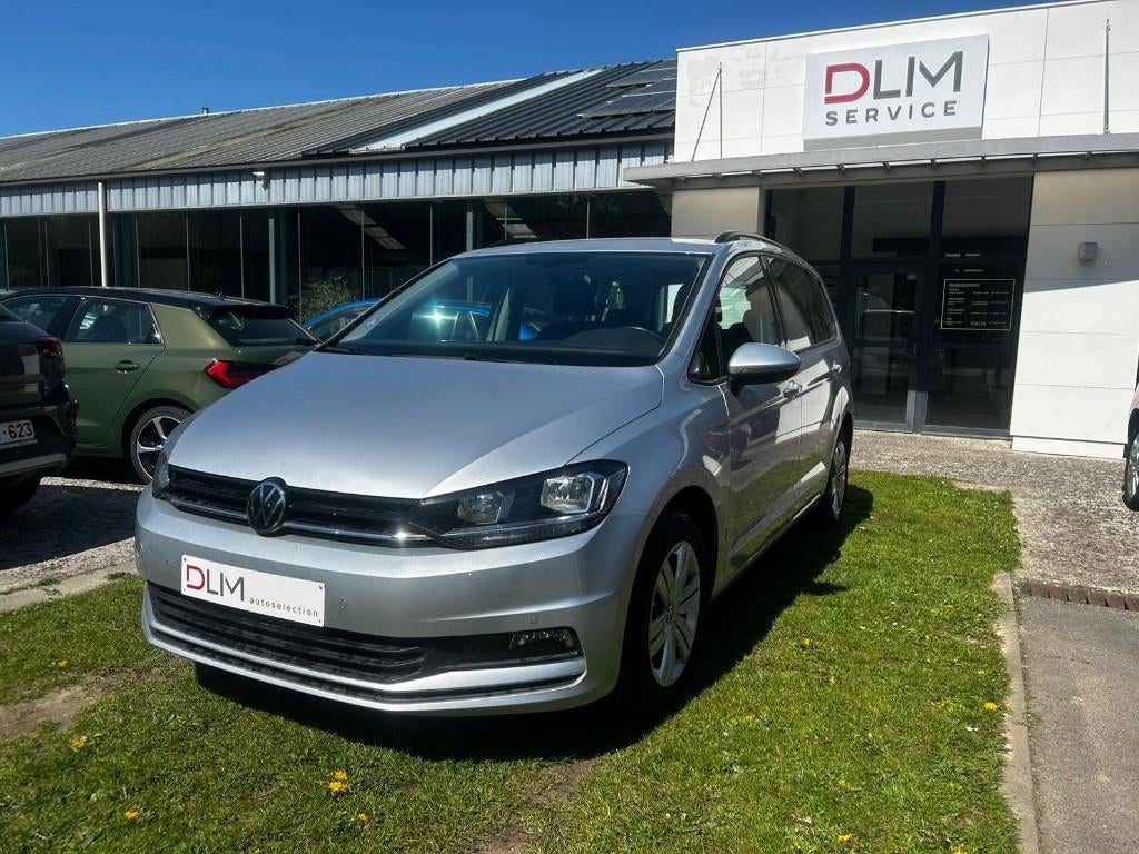 Volkswagen Touran 1.5Tsi Dsg attache remorque caméra, Argent ou Gris, Achat, 7 places, Entretenue par le concessionnaire