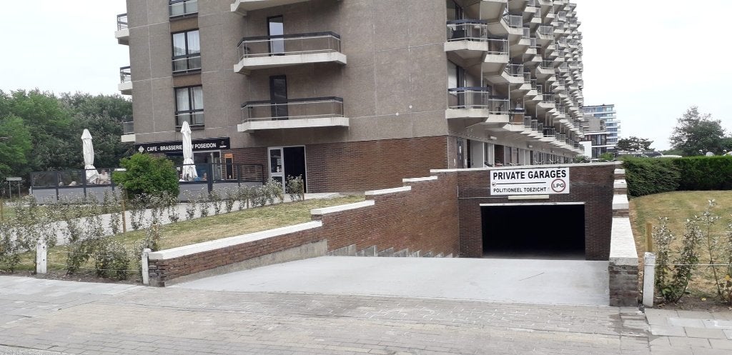Garage à louer à Blankenberge juillet et août 2027, Province de Flandre-Occidentale