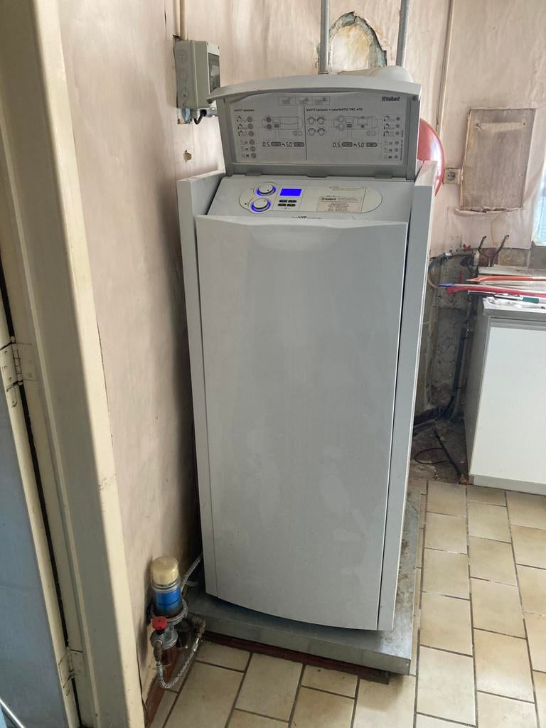 Vaillant ico Vit exclusiv mazout verwarmingketel condensatie, Ophalen, Hoog rendement (Hr), Cv-ketel of Combi-ketel, Zo goed als nieuw