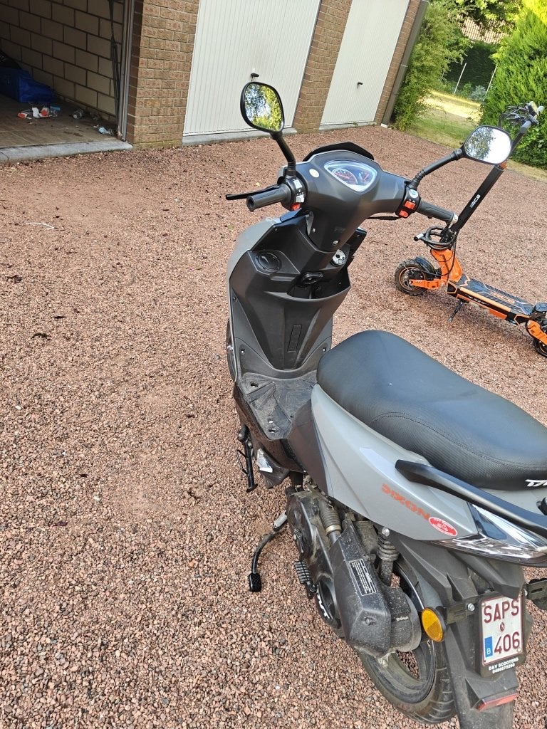 TNT DIXON bromfiets 50cc (klasse A), Enlèvement, Comme neuf, TNT